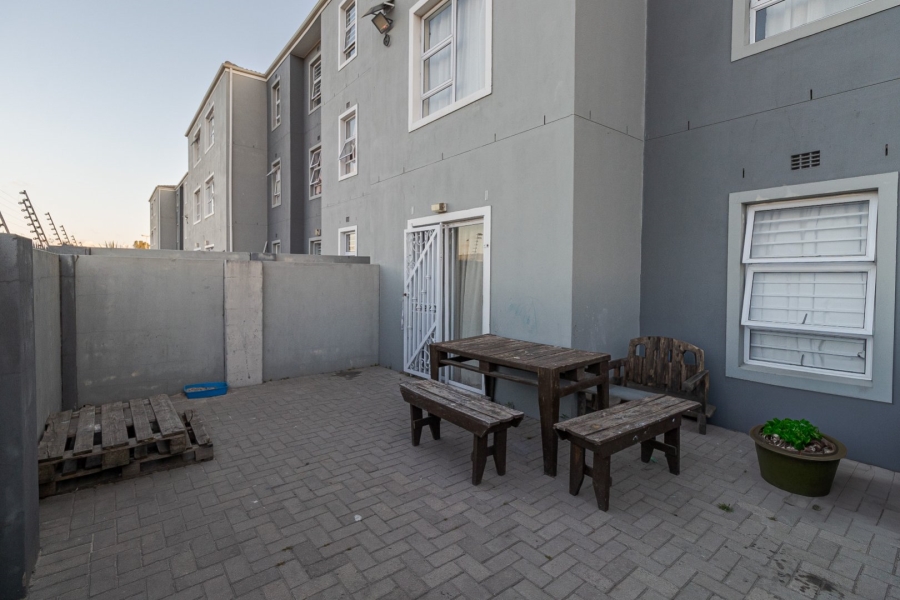 2 Bedroom Property for Sale in Hagley Western Cape